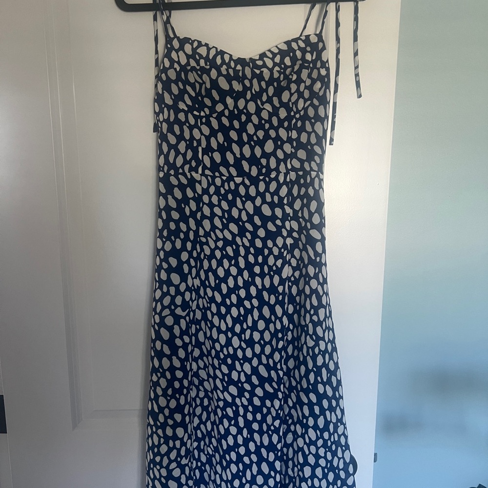 Chic Navy and White Patterned Midi Dress